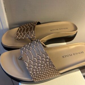 Donald J. Pliner Fifi Sandals Snake print Leather Size 8.5